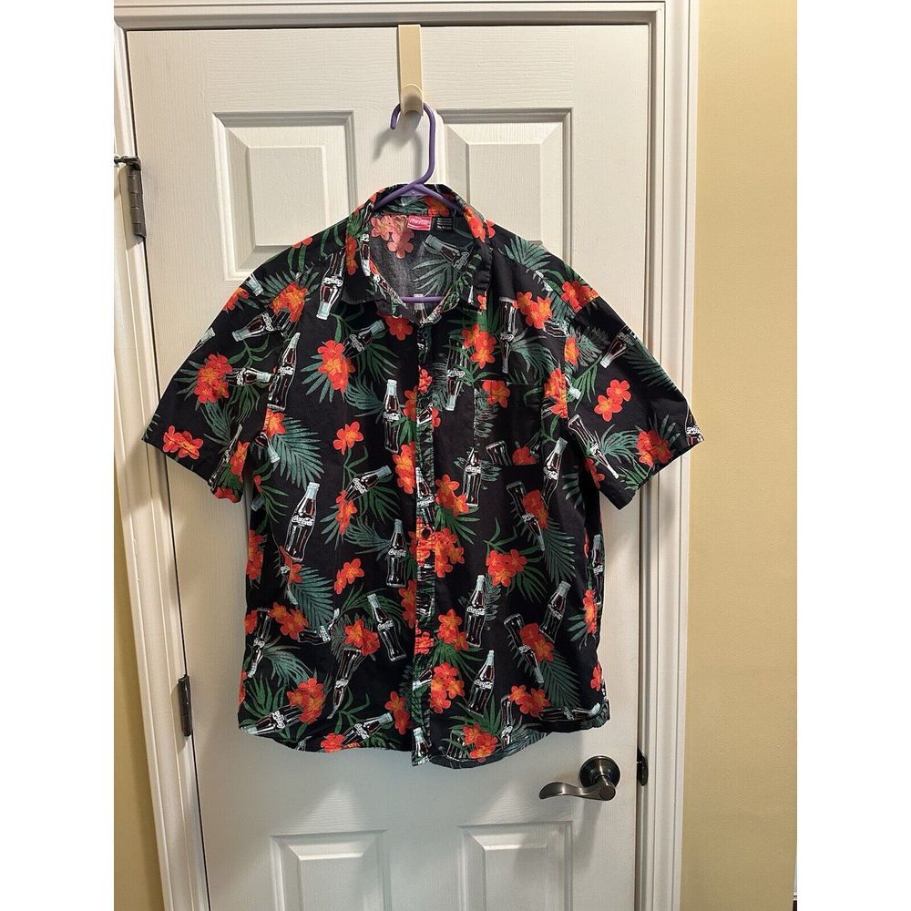 Coca Cola Hawaiian Shirt Mens XL Black Green 100% Cotton‎ Short Sleeve Button-Up